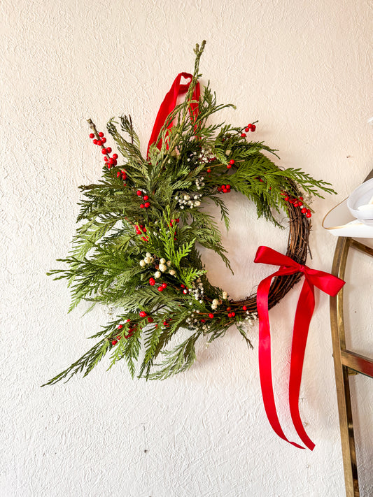 12in Cedar Wreath with berries & babies breath