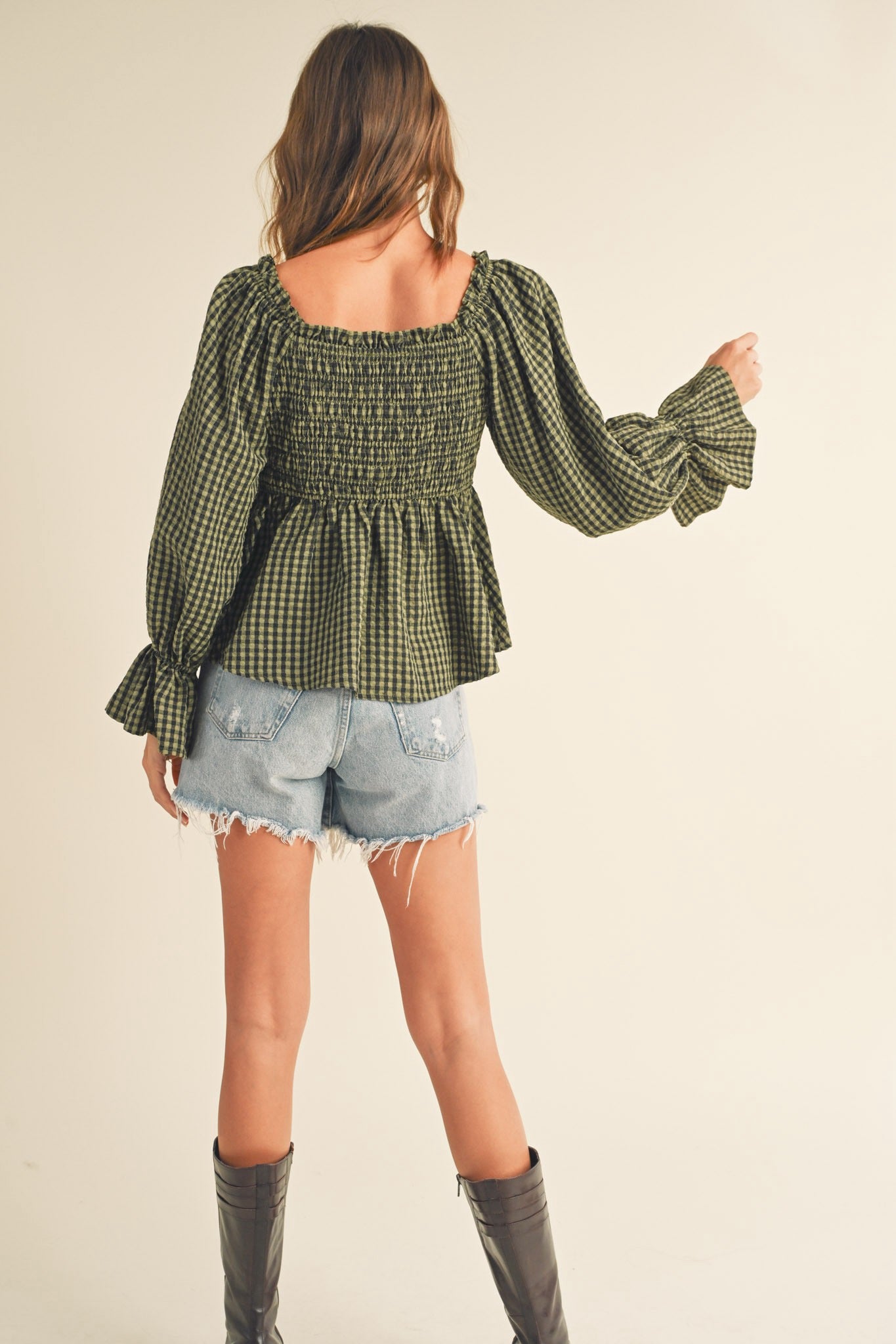 SMOCKED FLOUNCE CUFFE TOP