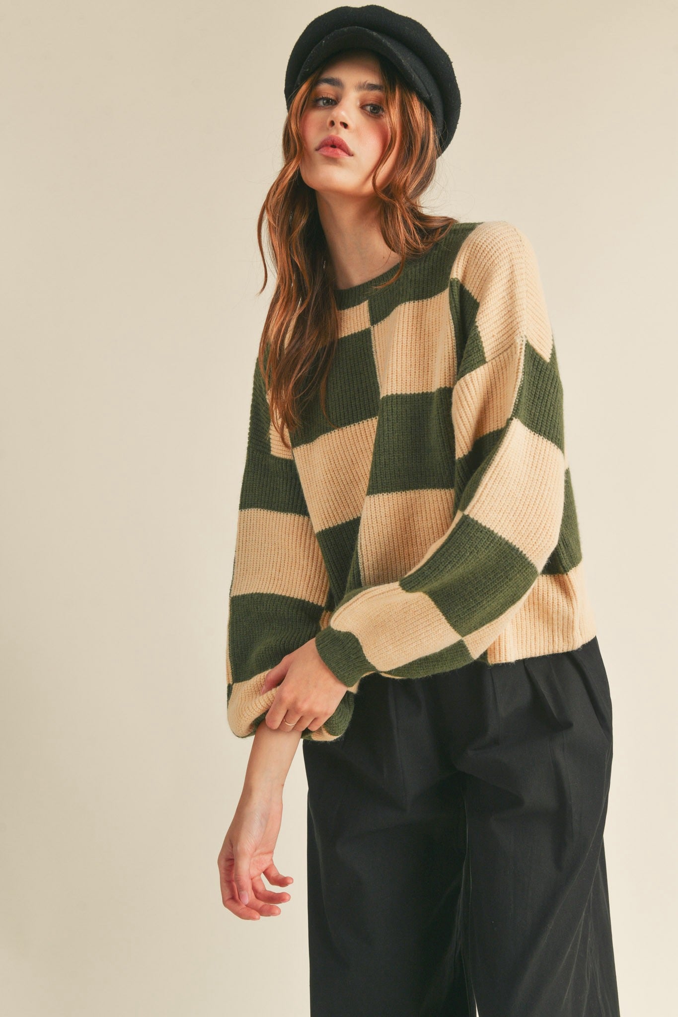 OVERSIZED CHECKERED PULLOVER SWEATER