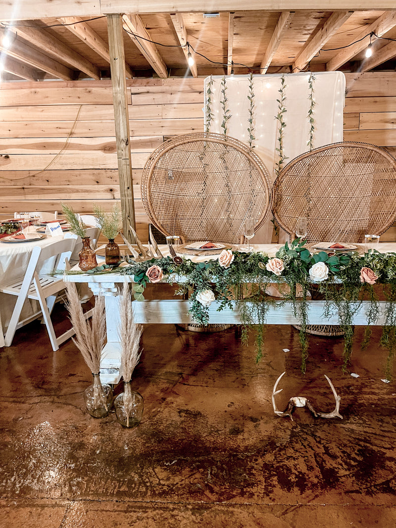 Large glass vase Rental